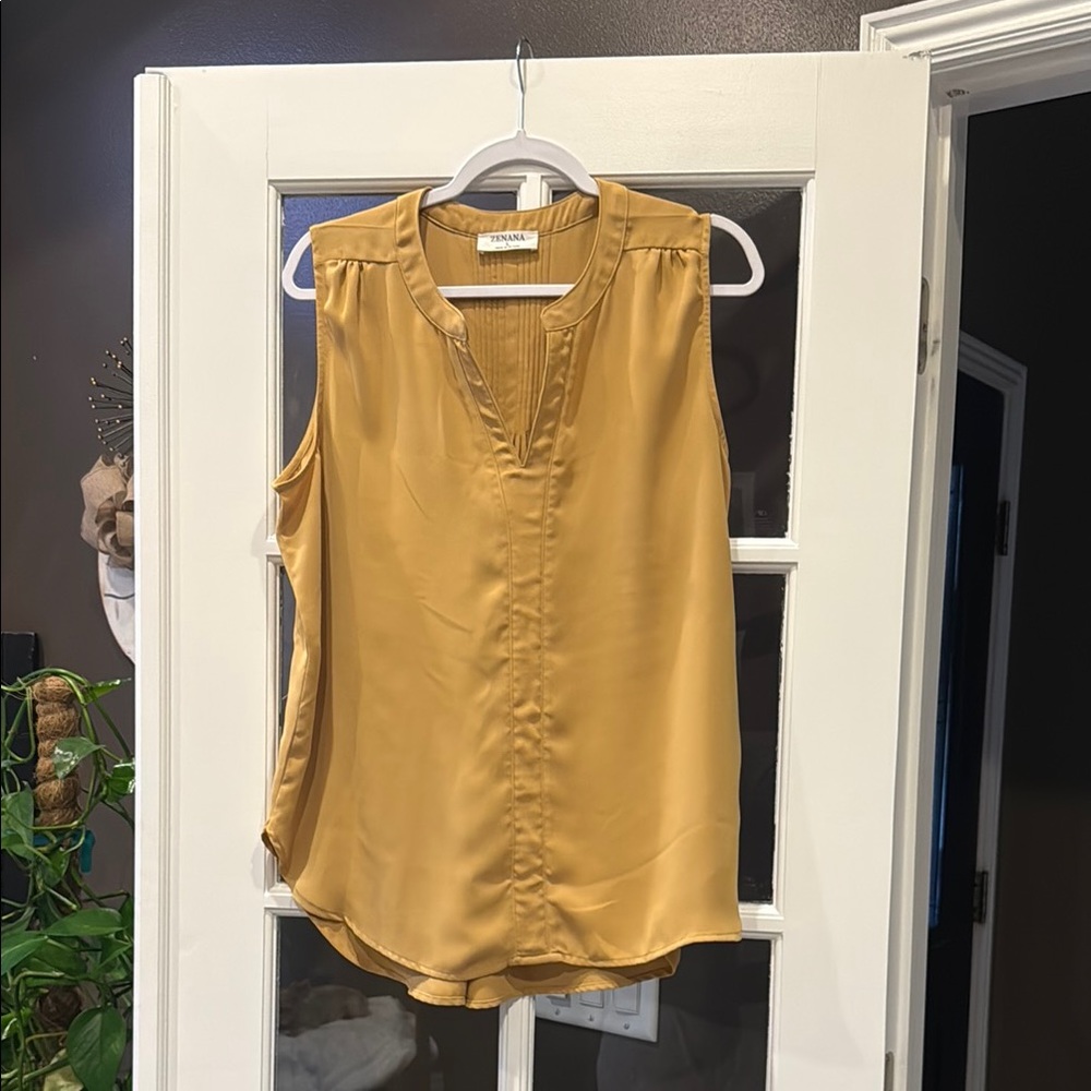 Zenana Outfitters Yellow Sleeveless Blouse with Mandarin Collar